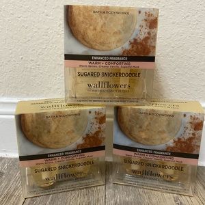 BBW Wallflower Sugared Snickerdoodle.